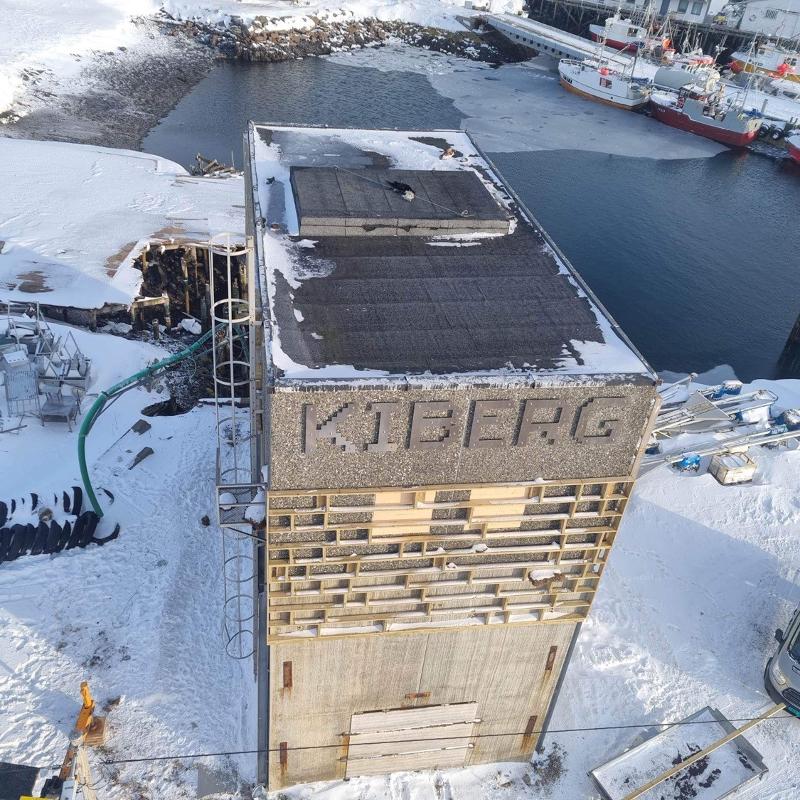 front Kiberg hotell.jpg